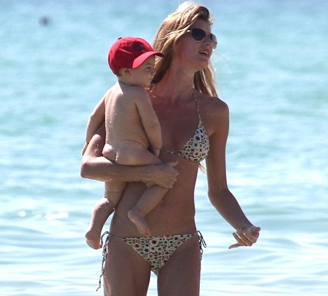gisele-bundchen-benjamin-3