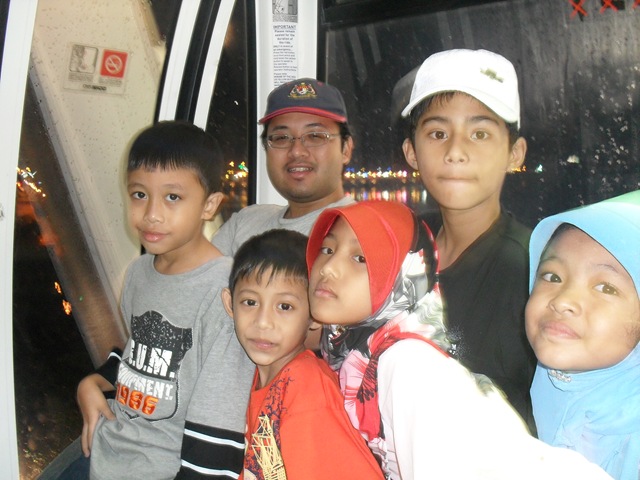 [SDC104012.jpg]