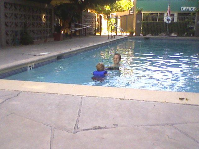 [jared and Christian in pool 8-24-09[2].png]