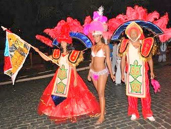 Feijão Queimado ‘apimentou’ a passarela