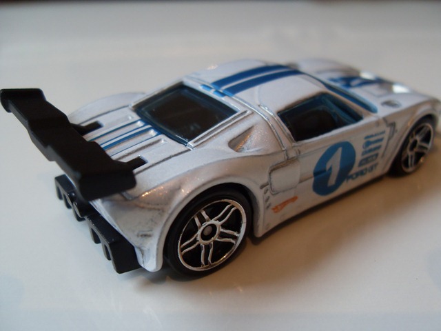 [Ford GT LM (3)[2].jpg]