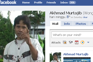 Status Facebook menumpulkan kreativitas menulis kita