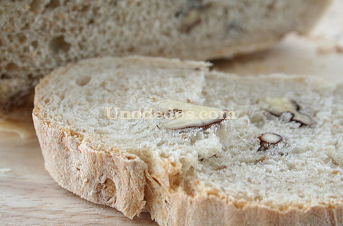 Pan de sourdough con nueces