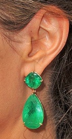 [angelina-emeralds2[3].jpg]