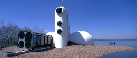 過去の未来の家。[ house of the century ]