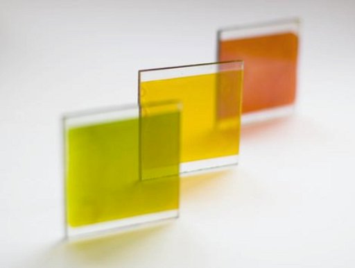 カラーのソーラーパネルをハミガキ粉が実現、しかも低コスト() カラーのソーラーパネルをハミガキ粉が実現、しかも低コスト()