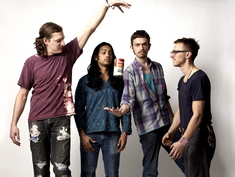 [yeasayer[3].jpg]