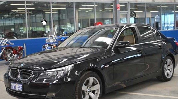 [car auction oswals[3].jpg]