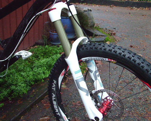 Vengeance HLR fork side shot
