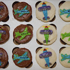 Custom Cupcakes - 2008-08-13_21-31-28.jpg