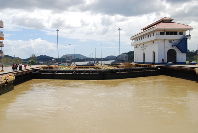 [Panama Vacation - February 2011 300.jpg]