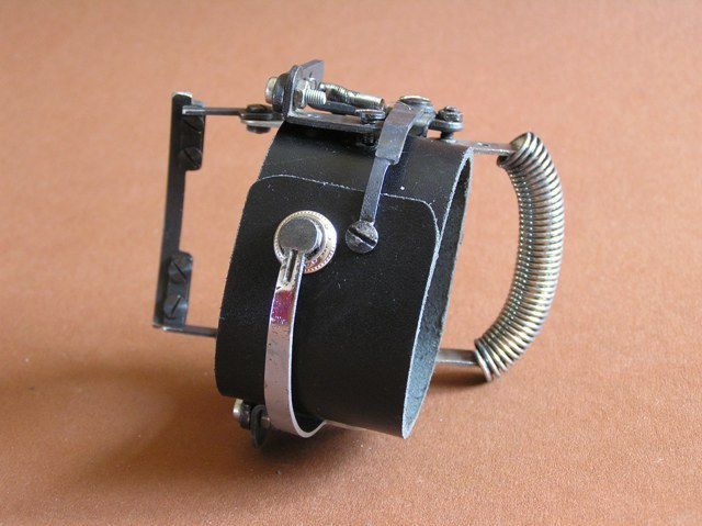 [awesome_steampunk_handworks_640_08[2].jpg]