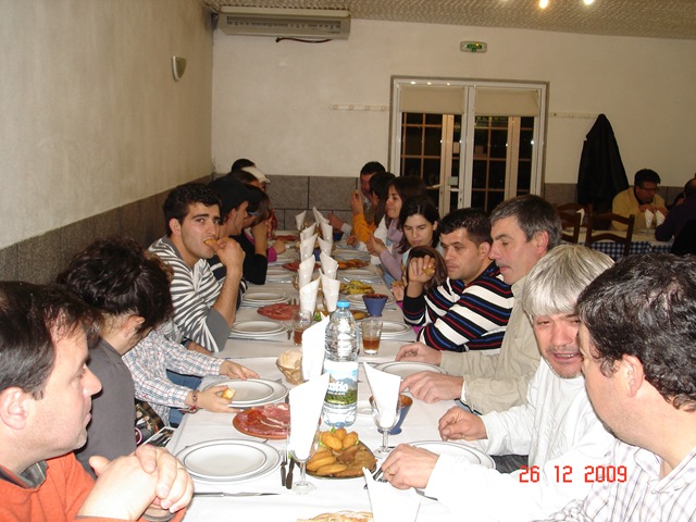 [jantar dos emigrantes - os amigos da faia.jpg]