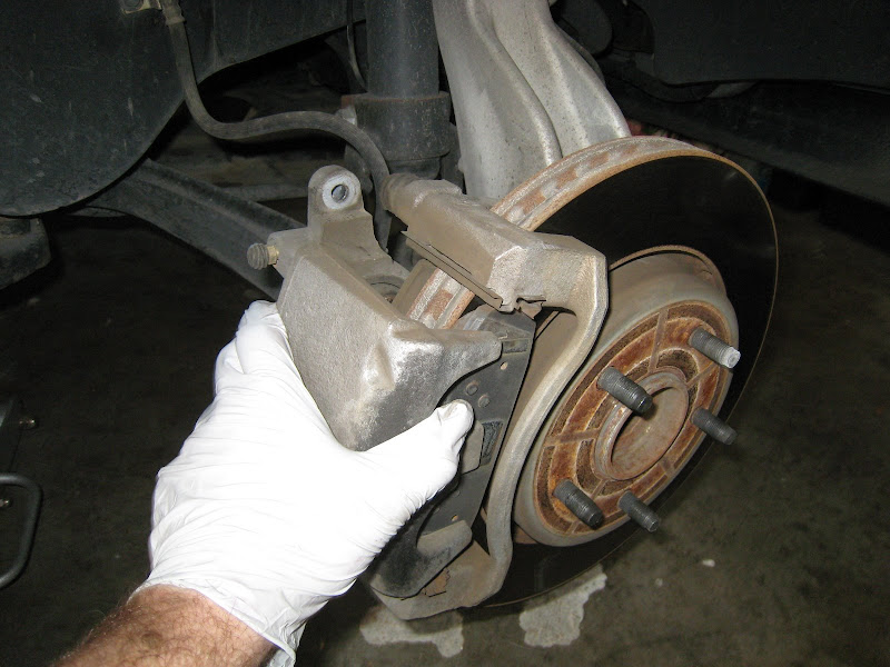 HowTo Change Front Brake Pads (WK) Jeep Garage Jeep Forum