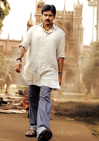 [Teen_Maar_Movie_Pawan_angry-look[4].jpg]