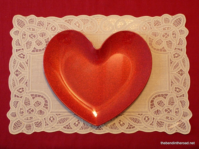 [Valentine place setting-1.jpg]