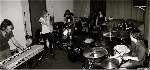 tg-band