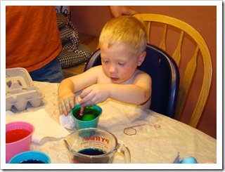 04-11-09 dying eggs 12
