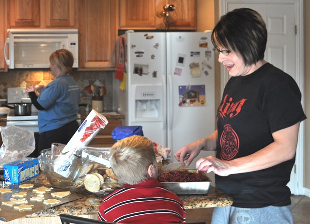 [12-19-10 get together 03[7].jpg]