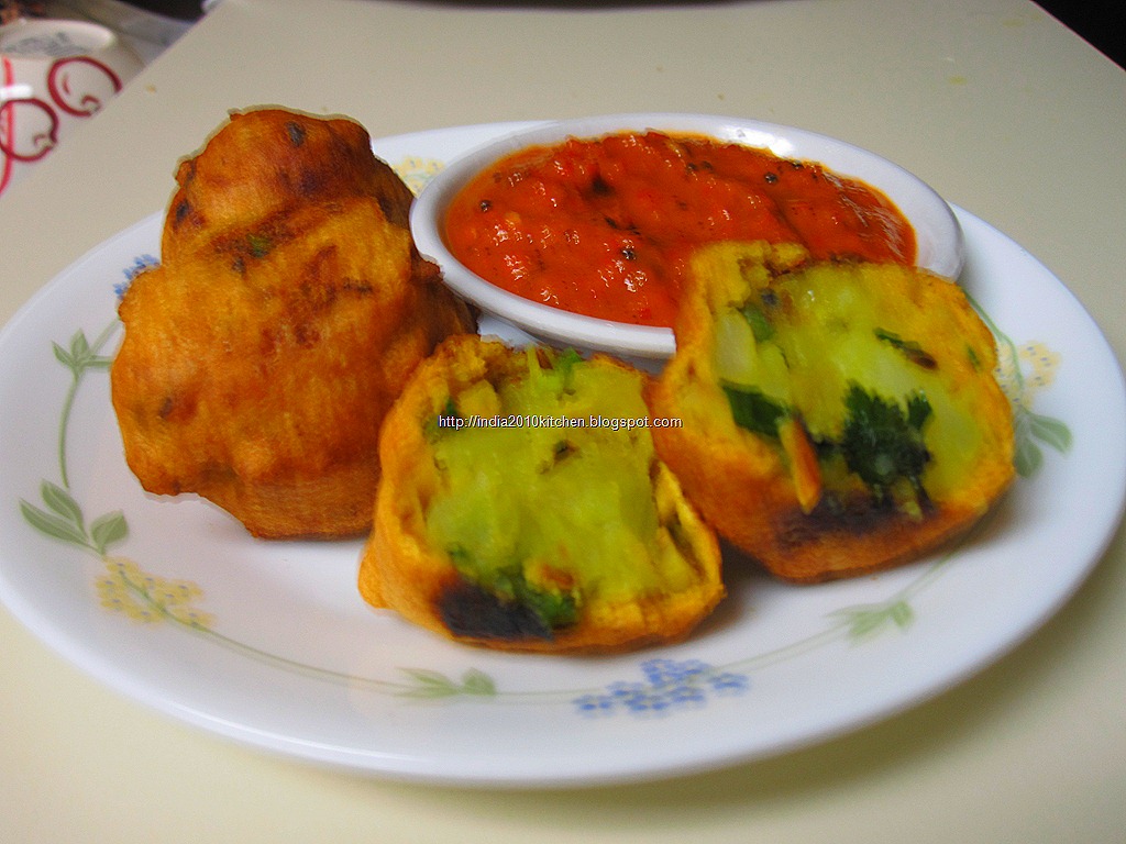 [ALOO-BONDA3.jpg]