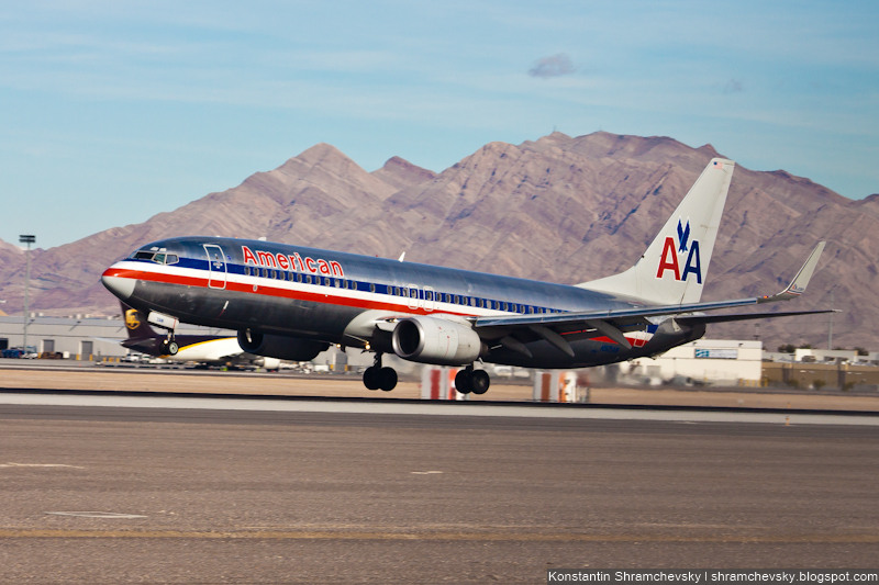 USA Nevada Las Vegas McCarran International Airport American Airlines Boeing 737 США Невада Лас Вегас Международный Аэропорт МакКарран Американ Эйрлайнз Боинг 737