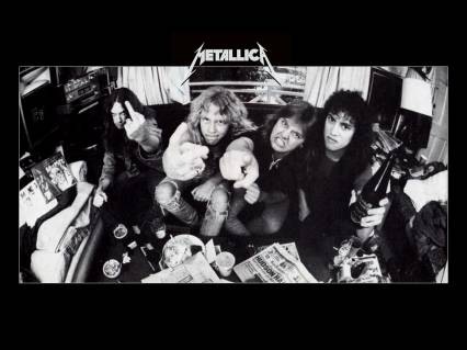 [Metallica-medium[9].jpg]
