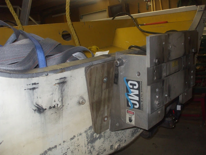 Boat%20resto%20winter%202010%20008.jpg