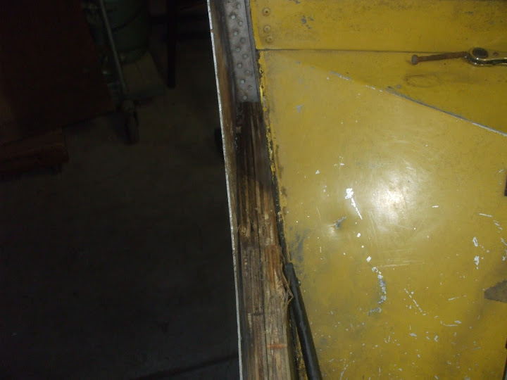 Boat%20resto%20winter%202010%20026.jpg