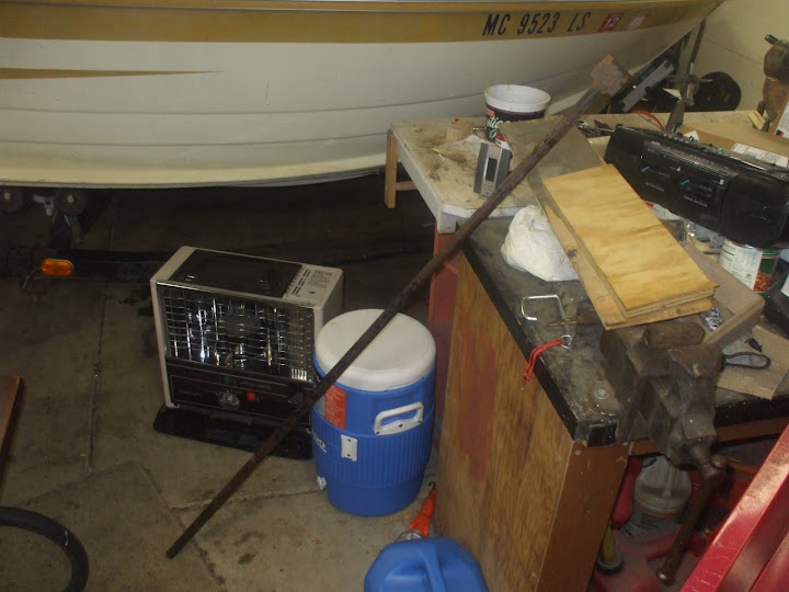Boat%20resto%20winter%202010%20037.jpg