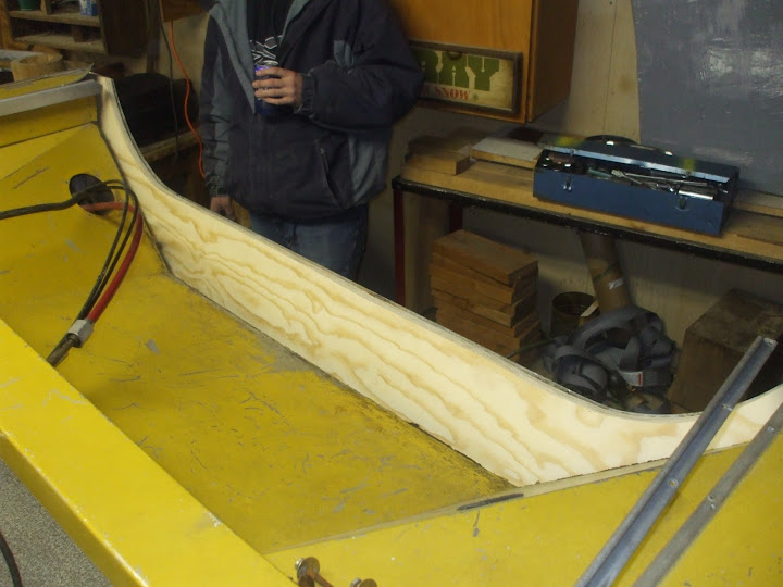 Boat%20resto%20winter%202010%20064.jpg