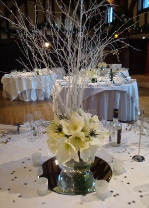 [white-wedding-flowers-winter-amaryllis-ffce[2].jpg]