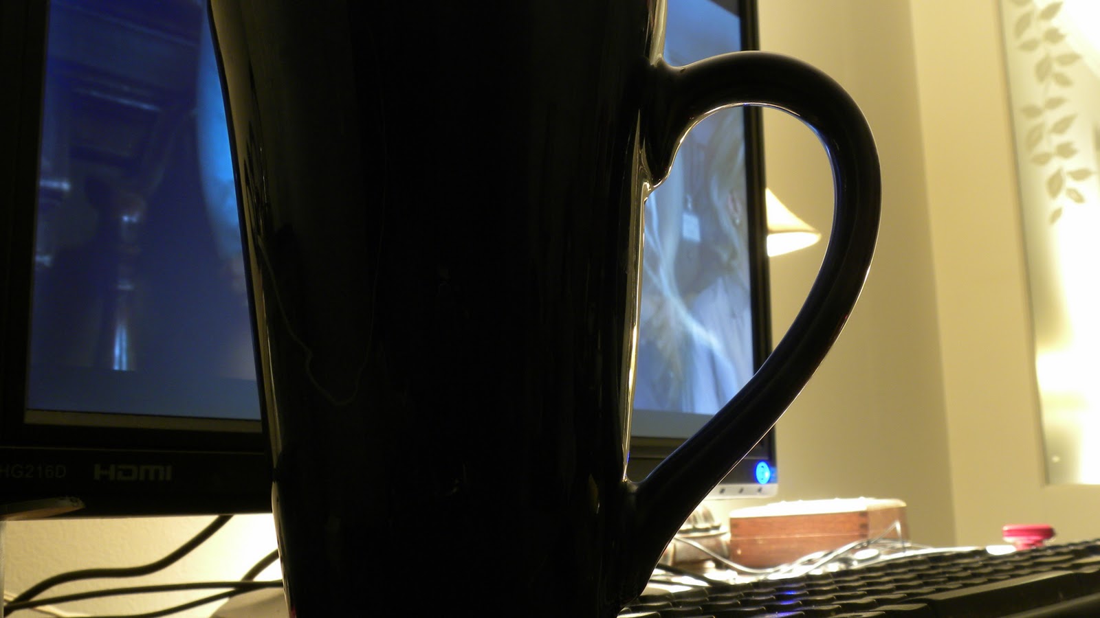[Cup on Desk[2].jpg]