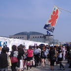 the GazettE concert at Tokyo Big Sight: waiting fans. (I was invited to this, in case you were wondering XD)