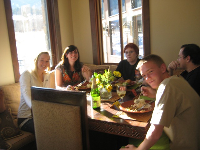 [2009-11-26 Thanksgiving 9841[3].jpg]