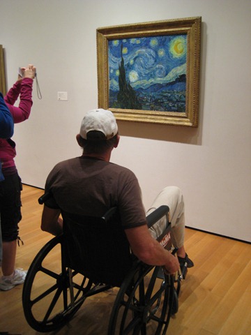 [20100910911agentapplepicking39203.jpg]