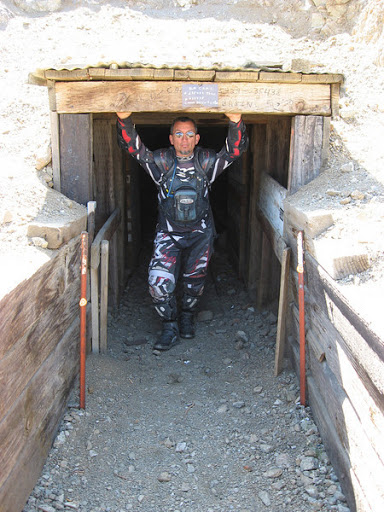 http://lh4.ggpht.com/_xc22kPglEw0/Sdk4CdXZ4gI/AAAAAAAAClU/dPjCGqHnJ6o/steve-burro-schmidt-tunnel.jpg