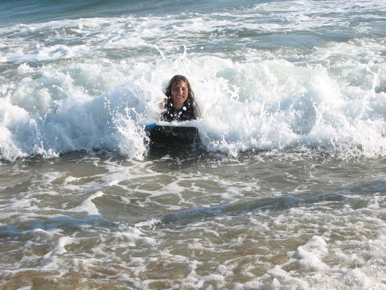 [NieceRidingWaves3.jpg]