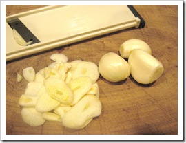 garlic slicer