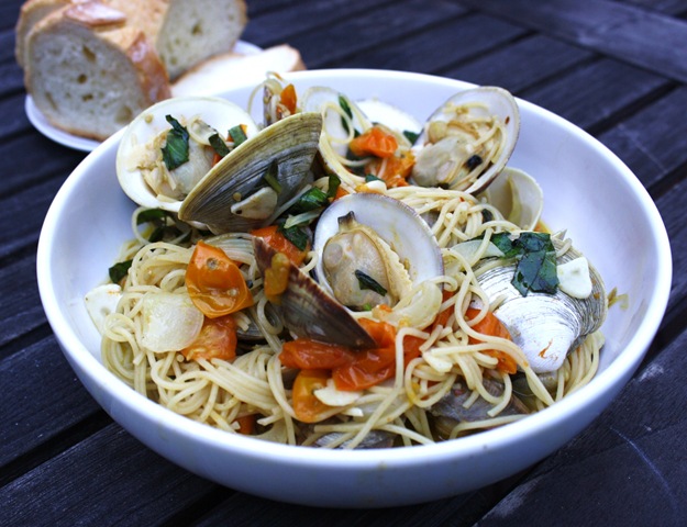 [joseph fisheries little neck clams with taliaferro farms sungold tomatoes, basil, garlic and spaghetti[9].jpg]