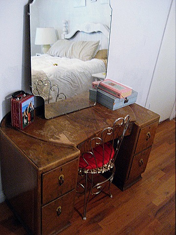 [Bedroom makeover 065[10].jpg]