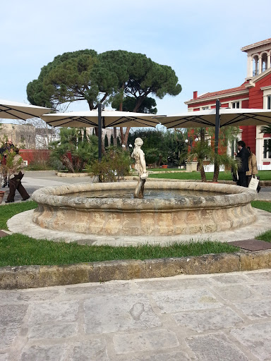Fontana Villa Romanazi