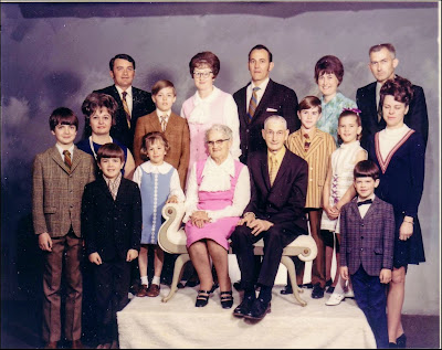 Extended Family 2 The Extended Walter Family, c. 1969