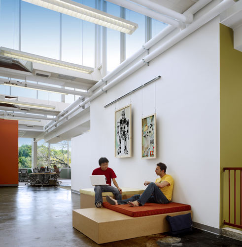 facebook6 Oficinas de Facebook vs Oficinas de Twitter, ¿con cual te quedas?