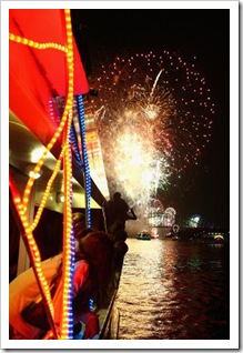 269091-the-world-welcomes-2010 269091-the-world-welcomes-2010