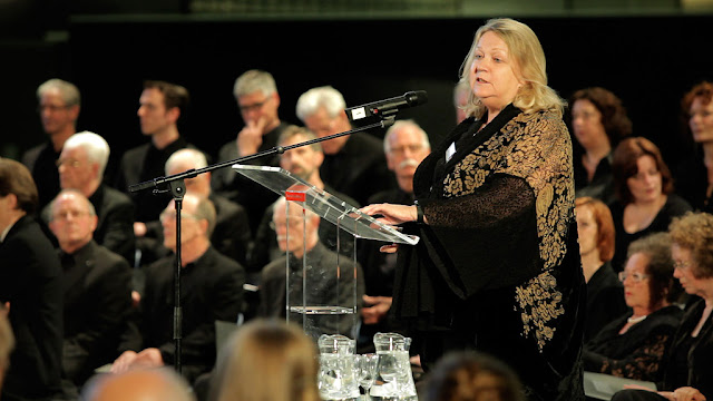 Annett Andriesen (General manager IVC ) welcomes the guests.