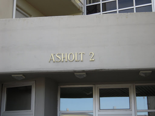 Yes. You're an ásholt, two.