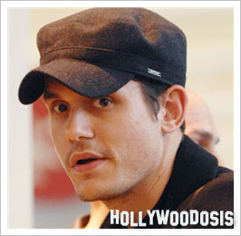John Mayer pillado a los besos y no con Jennifer Aniston John Mayer pillado a los besos y no con Jennifer Aniston