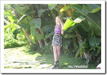 dakota fanning backstage vogue 1