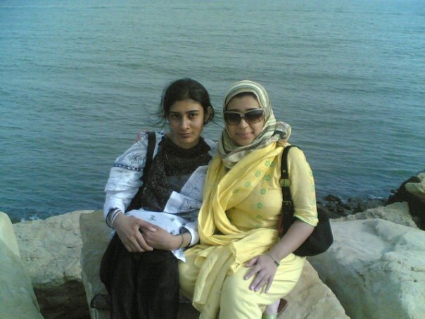 [desi girls . college girls . student. desi bachiya. school girls. pakistani bachiya, pakistani girls, indian girls . hot desi girls (43)[2].jpg]