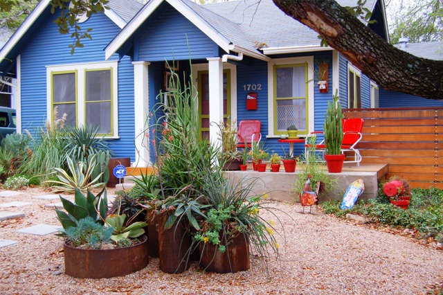 [bluenredhouse[4].jpg]